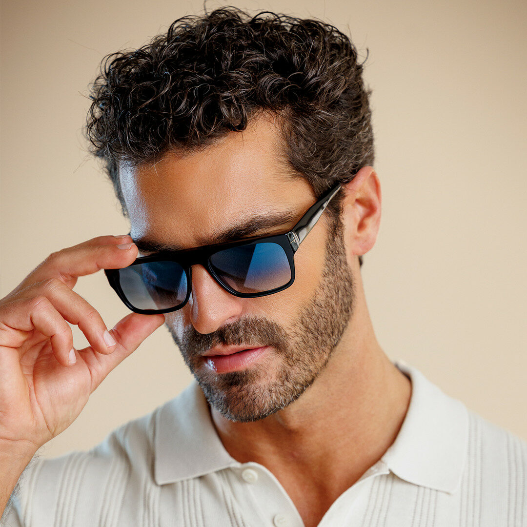 where structure meets softness. 😎these sunglasses are all about strong lines and subtle curves